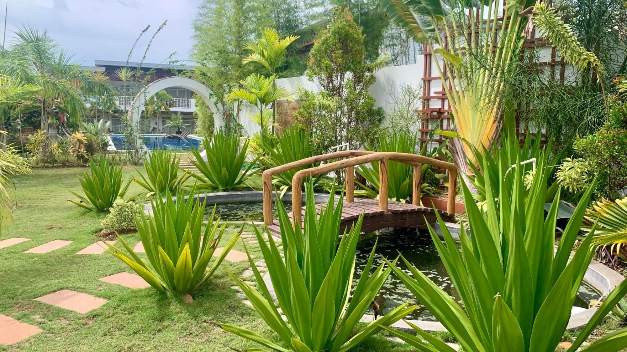 Bella Napoli & Resto Hotel Panglao